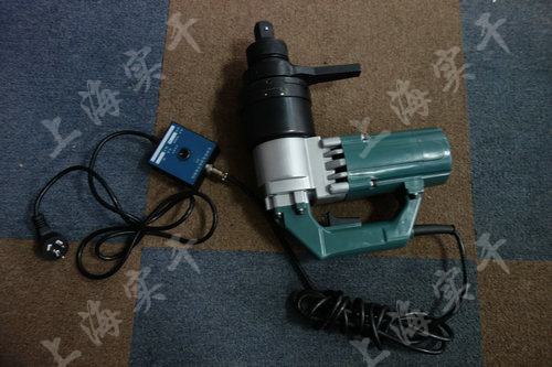 電動定扭力扳手