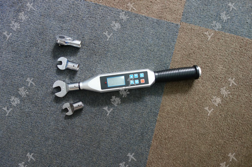 數(shù)顯扭力扳手