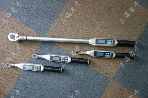 數(shù)顯扭力扳手