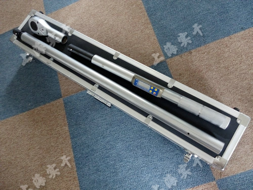 數顯扭力扳手圖片